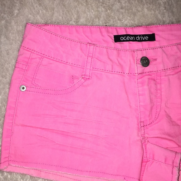 Bright pink shirts - Picture 3 of 6